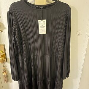 Zara Black Long Sleeve Pleated Dress